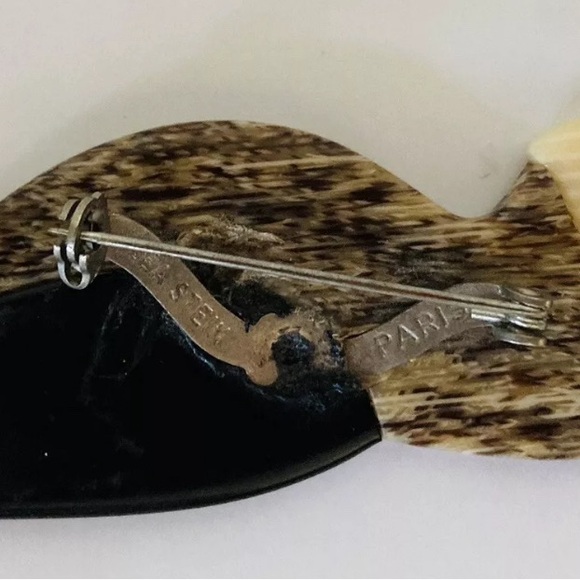 Vintage LEA STEIN PARIS Brooch Parrot Bird Animal Black Brown Ivory Color Signed - Picture 4 of 4
